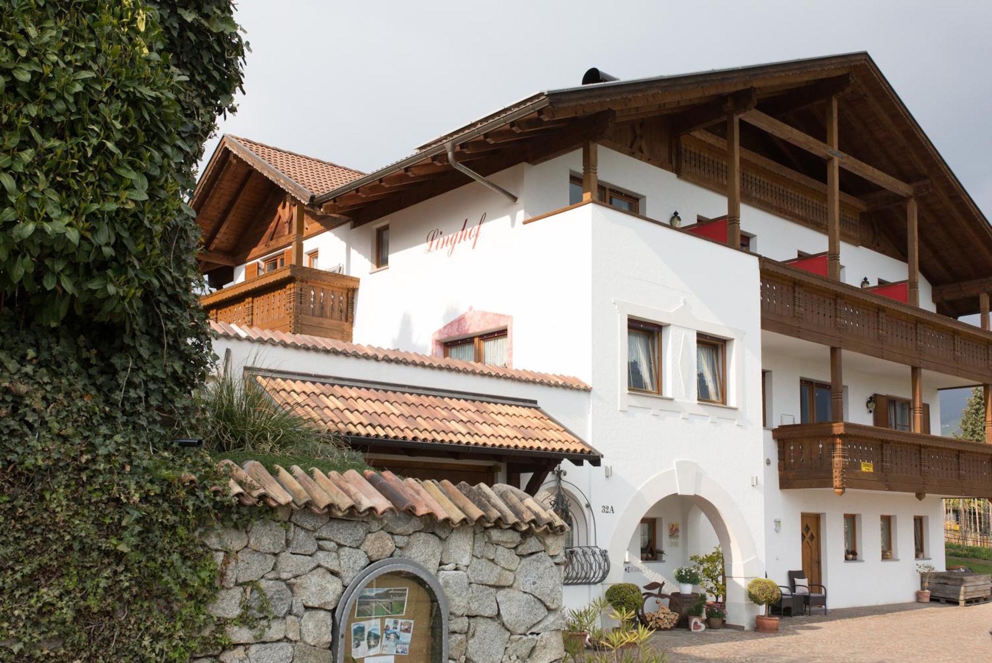 Bed and Breakfast Linghof Tirolo Esterno foto